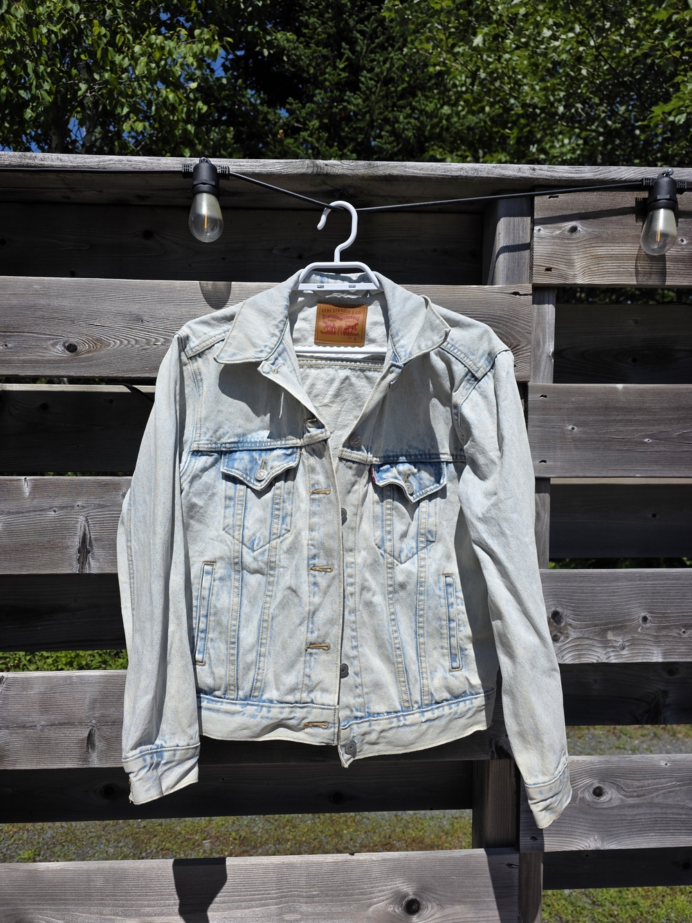 Levi's Light Wash Jean Jacket | Size Small | Like New